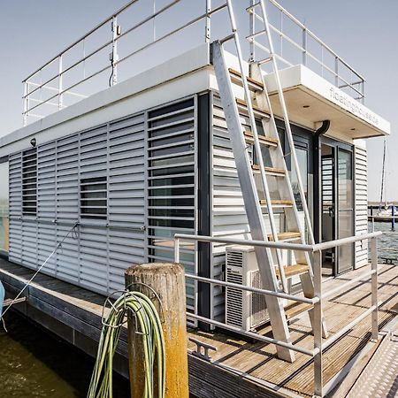 Hausboot Floating House In Ribnitz-Damgarten Otel Dış mekan fotoğraf