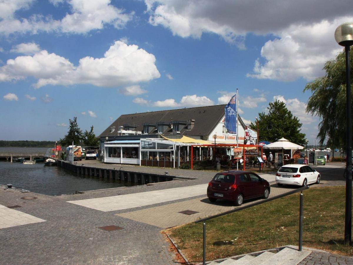 Hausboot Floating House In Ribnitz-Damgarten Otel Dış mekan fotoğraf